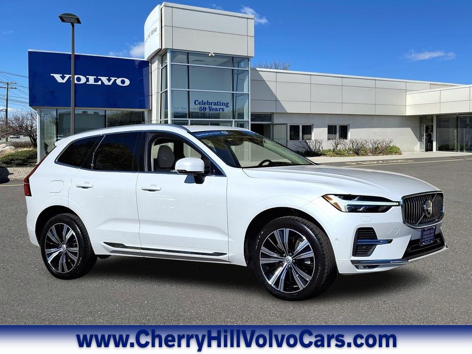 used 2022 Volvo XC60 car, priced at $41,998