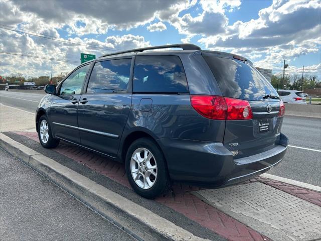 used 2006 Toyota Sienna car, priced at $9,495