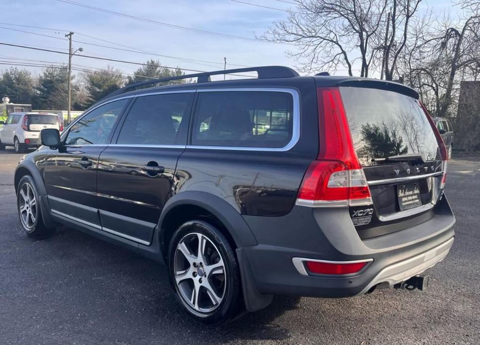 used 2015 Volvo XC70 car, priced at $12,495