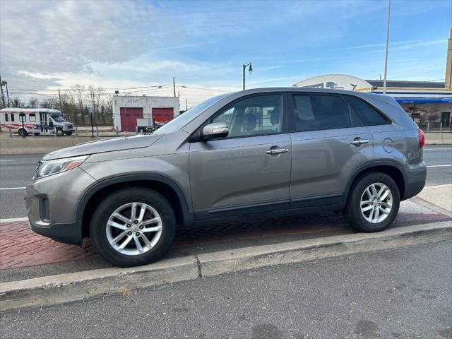 used 2015 Kia Sorento car, priced at $7,995