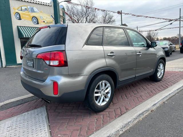 used 2015 Kia Sorento car, priced at $7,995