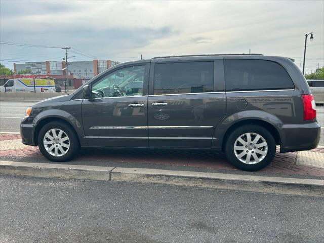 used 2015 Chrysler Town & Country car, priced at $8,995