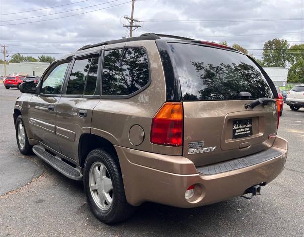 used 2002 GMC Envoy car, priced at $3,995