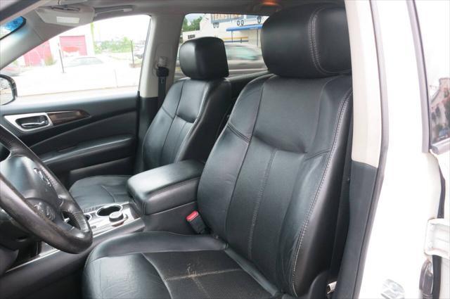 used 2014 Nissan Pathfinder car, priced at $11,995