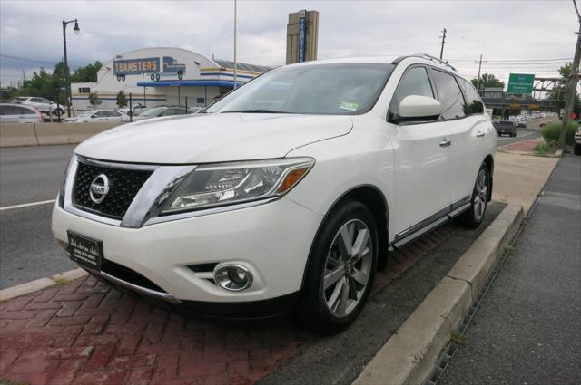 used 2014 Nissan Pathfinder car, priced at $11,995