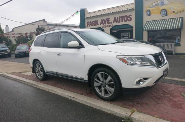 used 2014 Nissan Pathfinder car, priced at $11,995