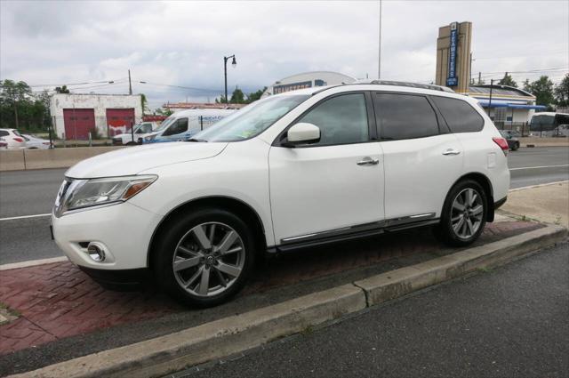 used 2014 Nissan Pathfinder car, priced at $11,995