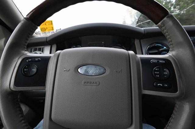 used 2010 Ford Expedition car, priced at $5,600