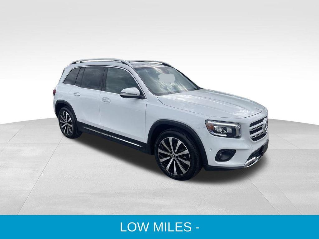 used 2021 Mercedes-Benz GLB 250 car, priced at $29,471