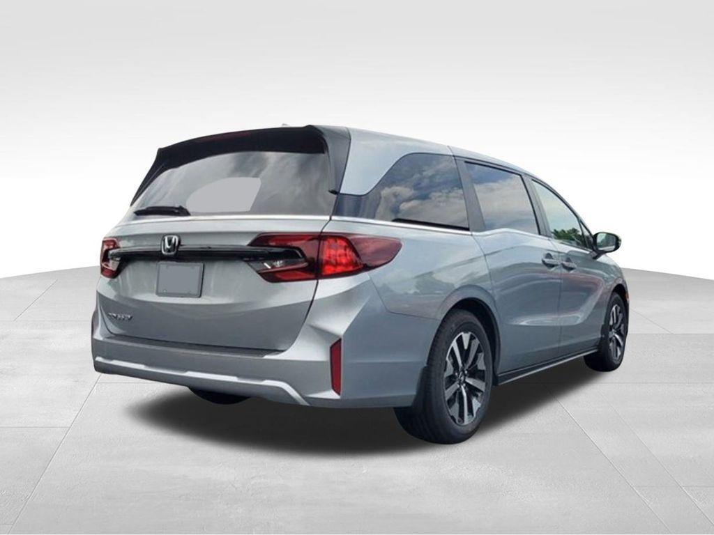 new 2026 Honda Odyssey car, priced at $44,290