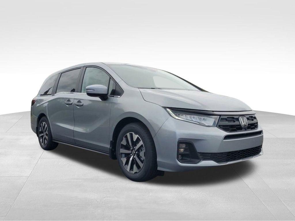 new 2026 Honda Odyssey car, priced at $44,290