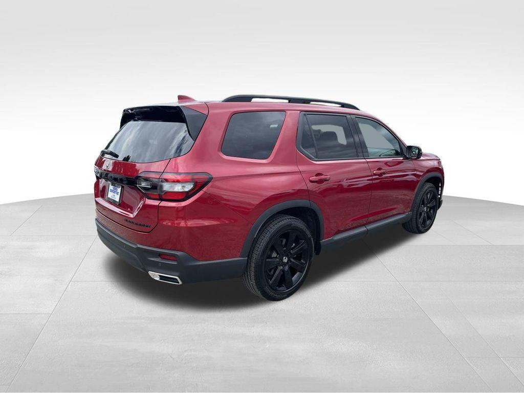 used 2025 Honda Pilot car, priced at $52,766