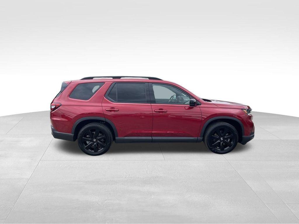used 2025 Honda Pilot car, priced at $52,766