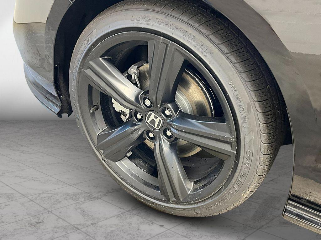 new 2025 Honda Accord Hybrid car, priced at $35,091