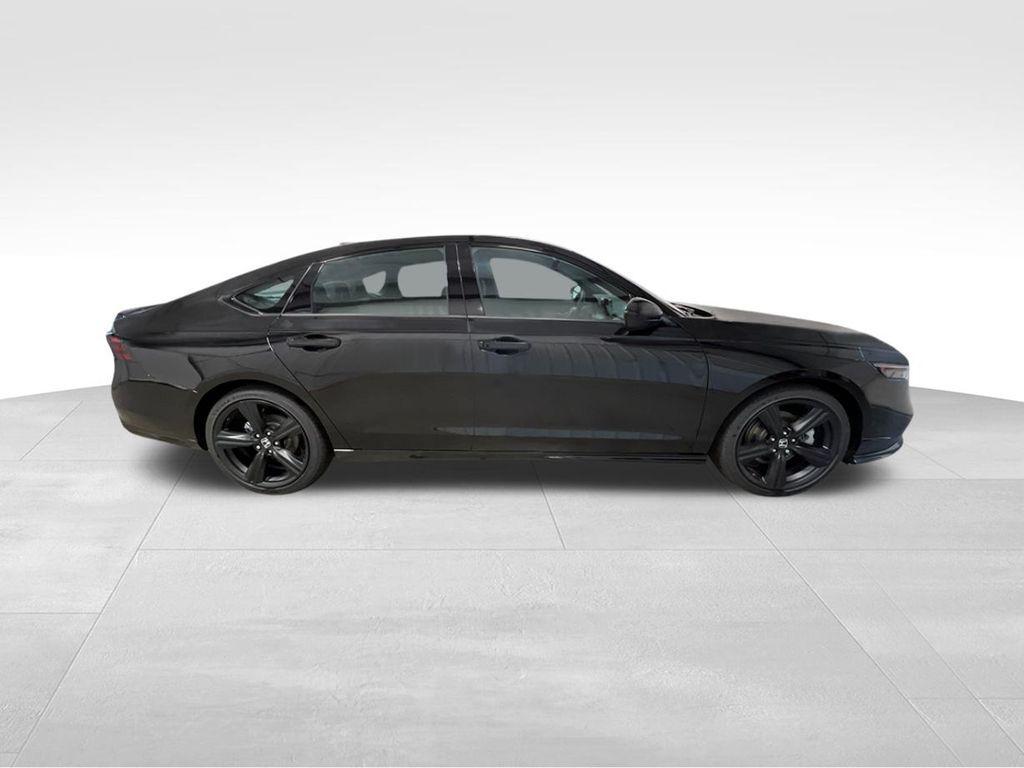 new 2025 Honda Accord Hybrid car, priced at $35,091