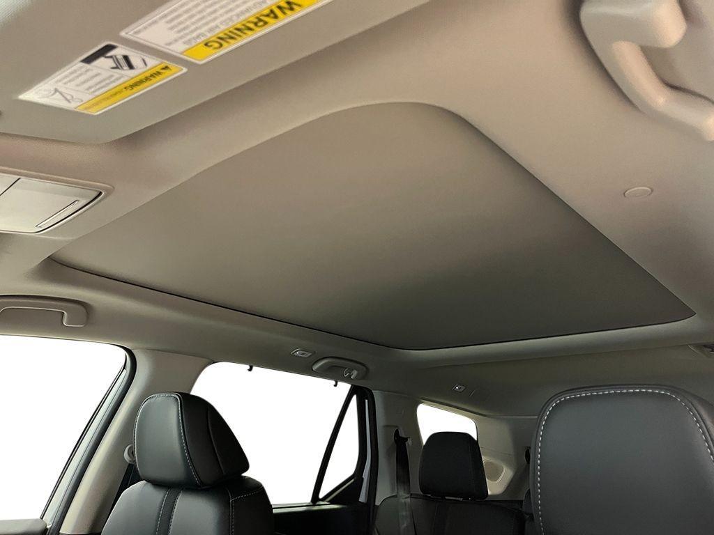 new 2025 Honda Pilot car, priced at $50,220