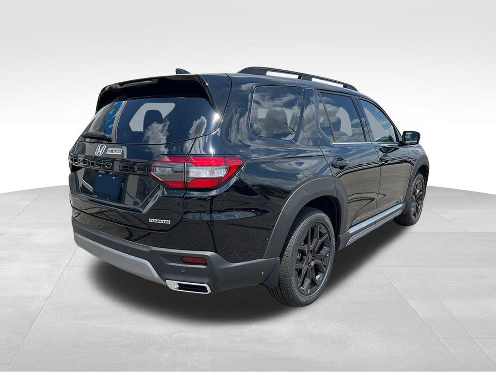 new 2025 Honda Pilot car, priced at $50,220