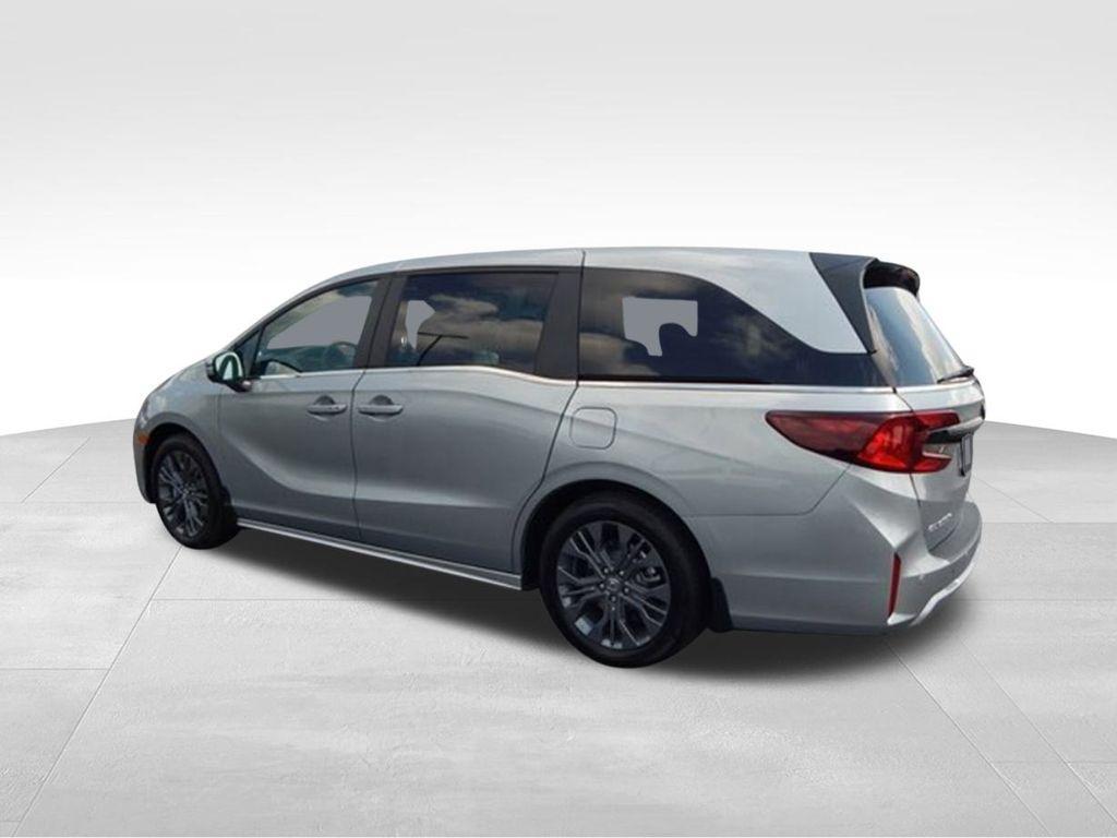 new 2025 Honda Odyssey car, priced at $47,005