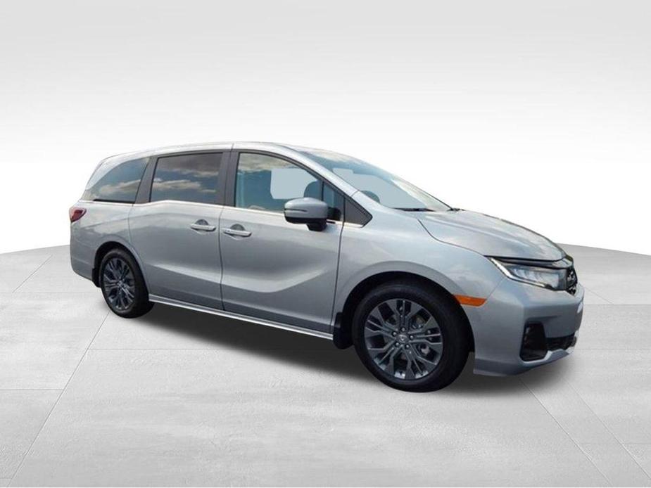 new 2025 Honda Odyssey car, priced at $47,005