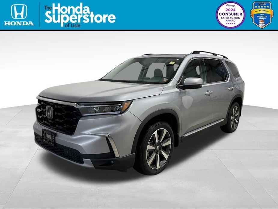 new 2025 Honda Pilot car, priced at $48,015