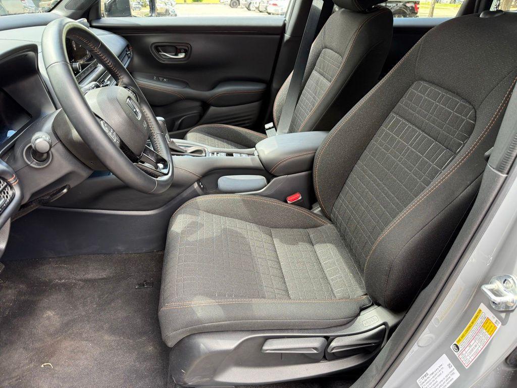 used 2025 Honda HR-V car, priced at $27,750