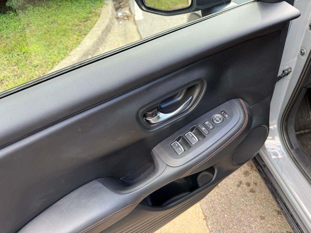 used 2025 Honda HR-V car, priced at $27,750