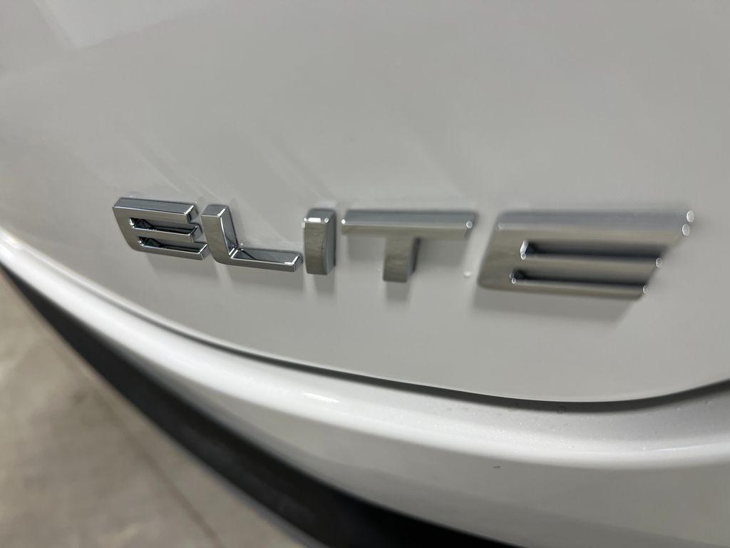 new 2025 Honda Pilot car, priced at $51,493