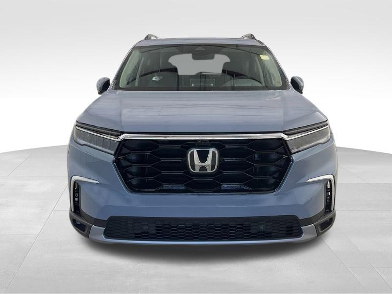 new 2025 Honda Pilot car, priced at $51,448
