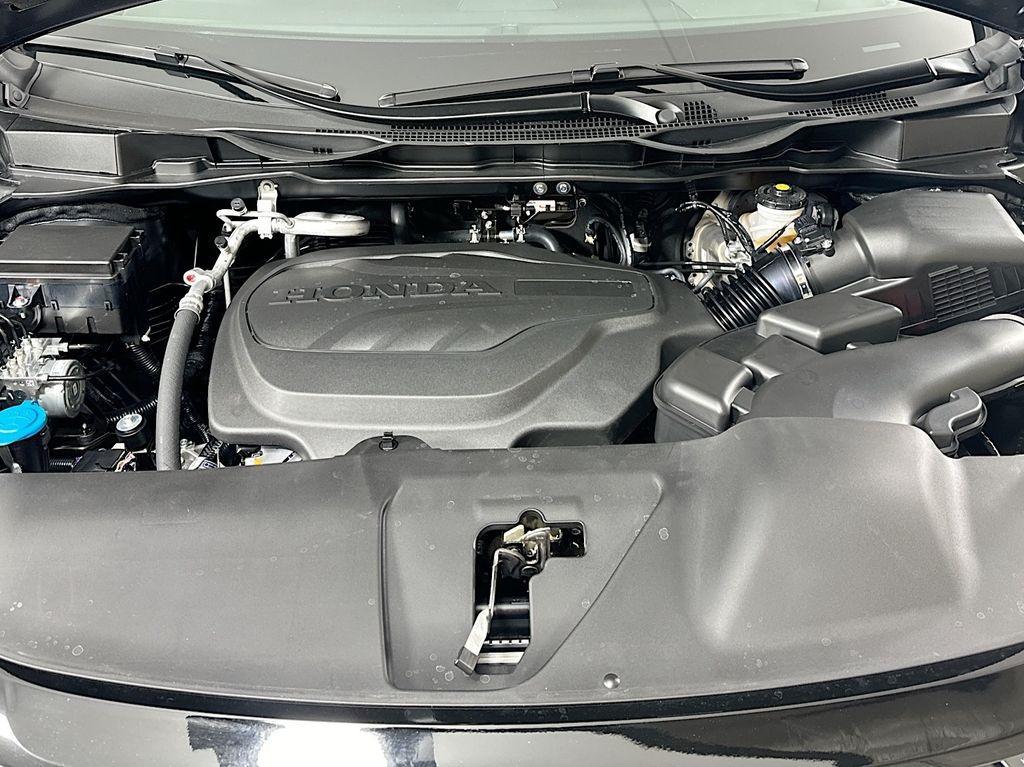 new 2026 Honda Odyssey car, priced at $45,390