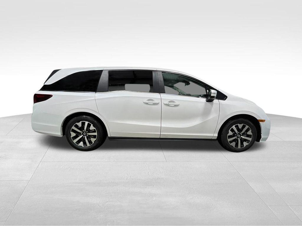 new 2026 Honda Odyssey car, priced at $45,110