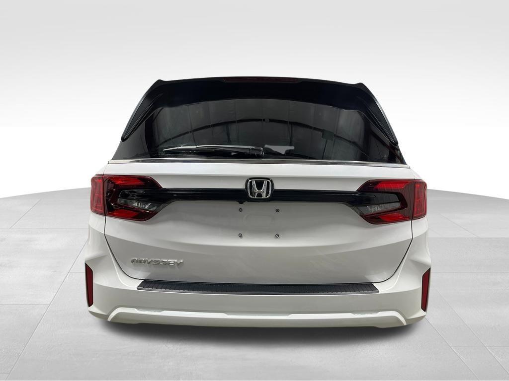 new 2026 Honda Odyssey car, priced at $45,110