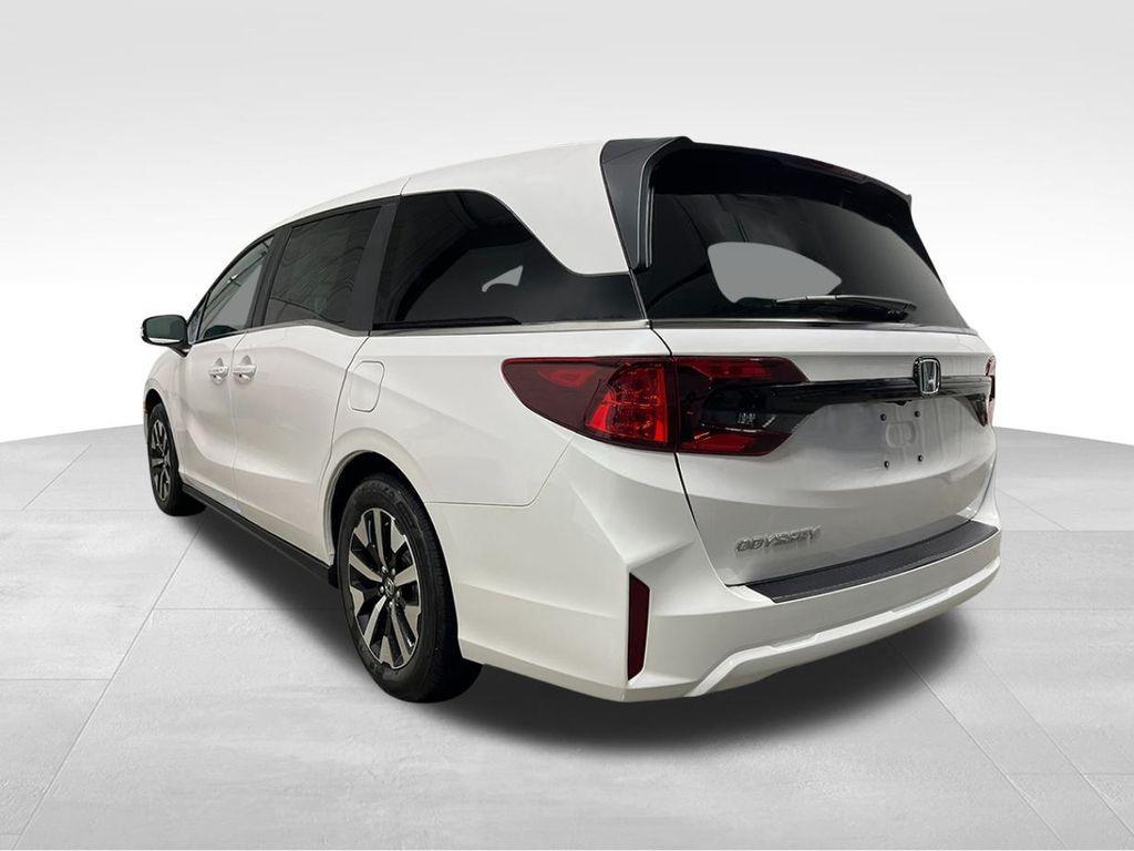 new 2026 Honda Odyssey car, priced at $45,110