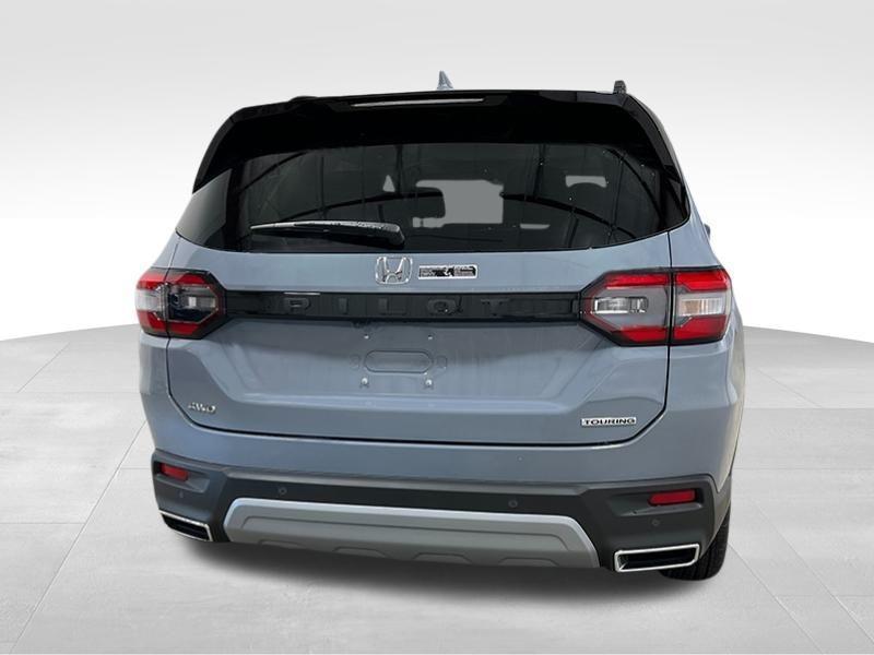 new 2025 Honda Pilot car, priced at $48,546