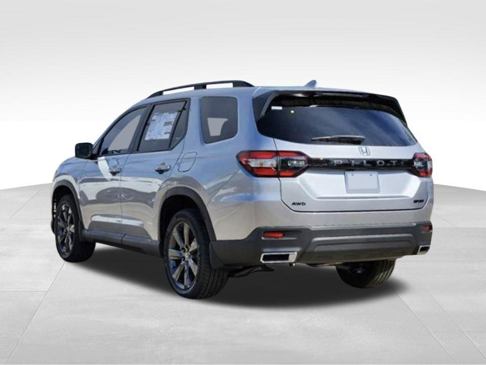 new 2025 Honda Pilot car, priced at $42,650