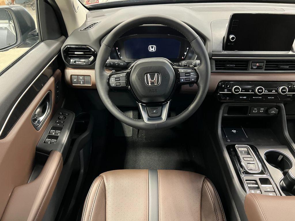 new 2025 Honda Pilot car, priced at $51,493