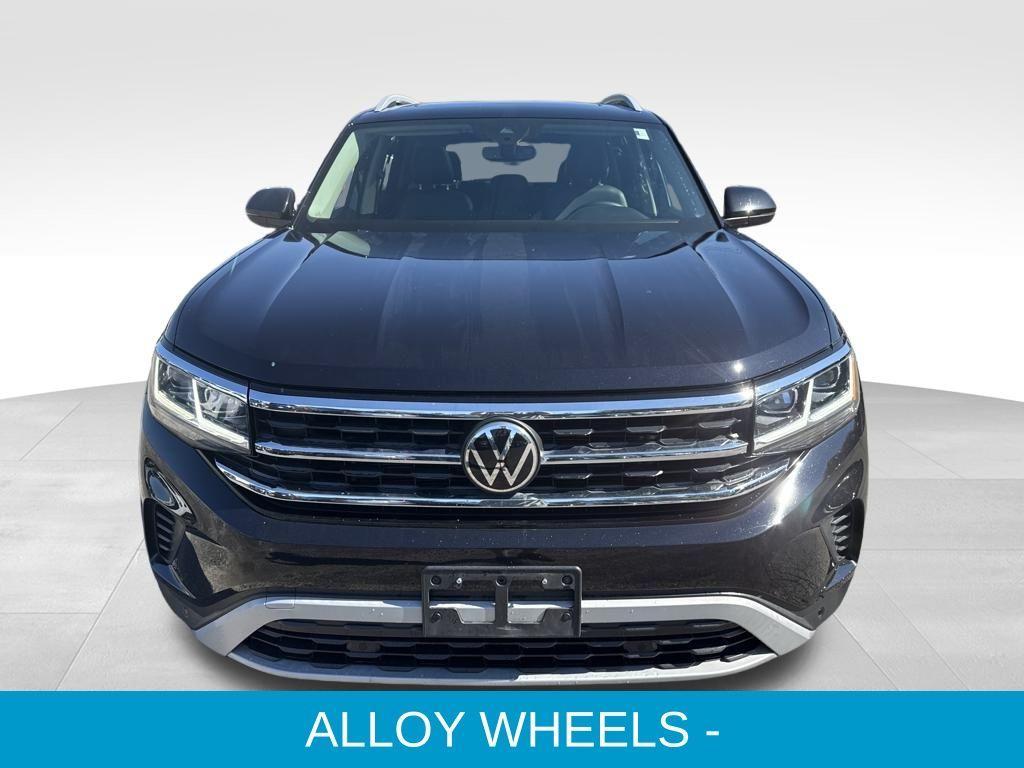 used 2021 Volkswagen Atlas car, priced at $25,999