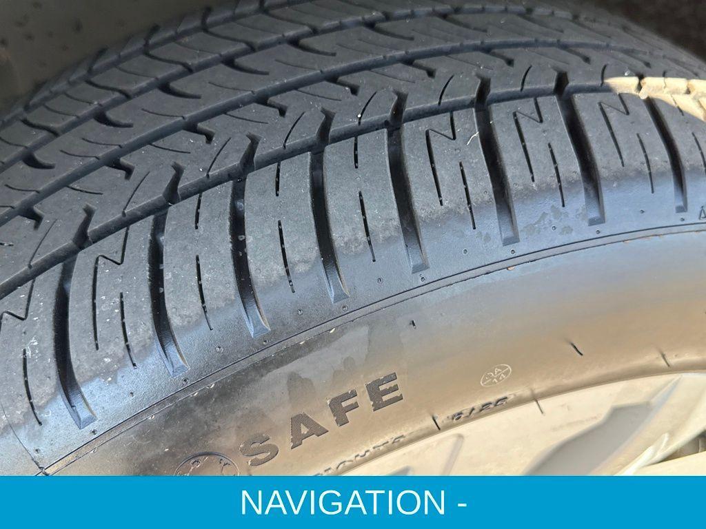 used 2021 Volkswagen Atlas car, priced at $25,999