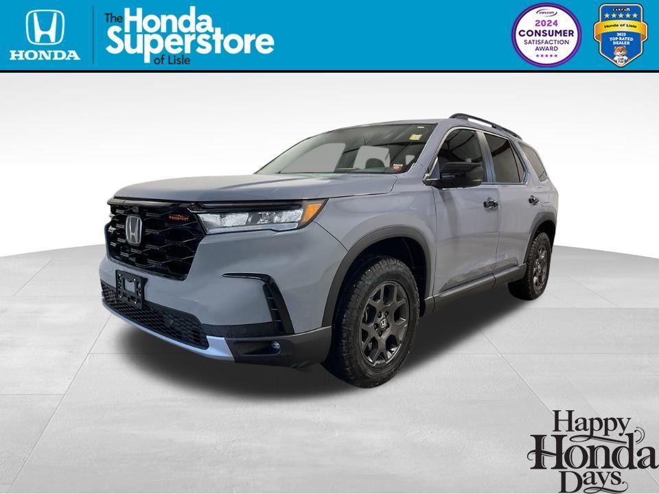 new 2025 Honda Pilot car, priced at $49,462