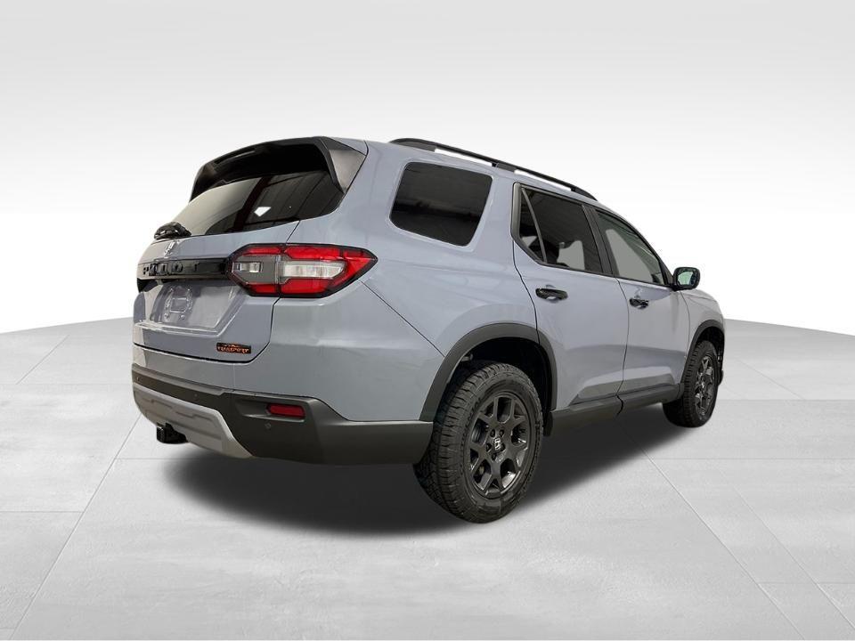 new 2025 Honda Pilot car, priced at $49,462