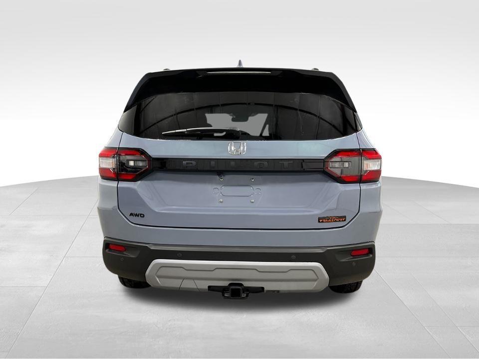 new 2025 Honda Pilot car, priced at $49,462