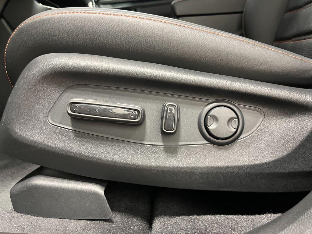 used 2025 Honda CR-V Hybrid car, priced at $39,298