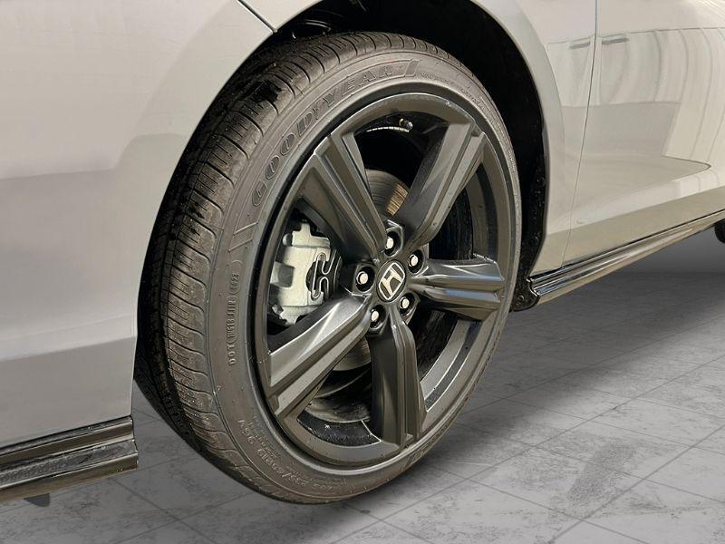 new 2025 Honda Accord Hybrid car, priced at $36,980