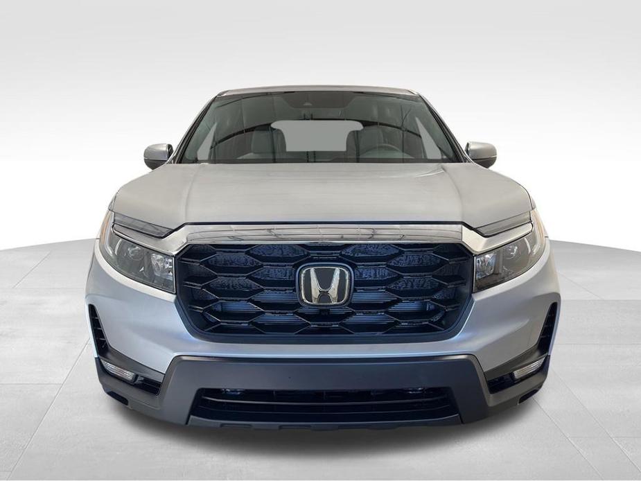 new 2025 Honda Passport car, priced at $41,606