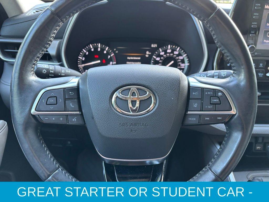 used 2020 Toyota Highlander car, priced at $31,188