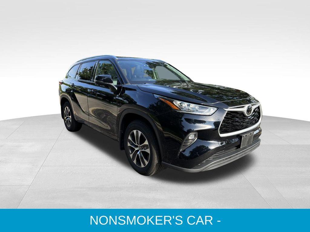 used 2020 Toyota Highlander car, priced at $31,188