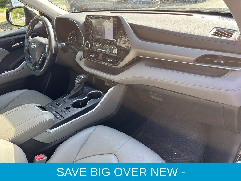 used 2020 Toyota Highlander car, priced at $31,188