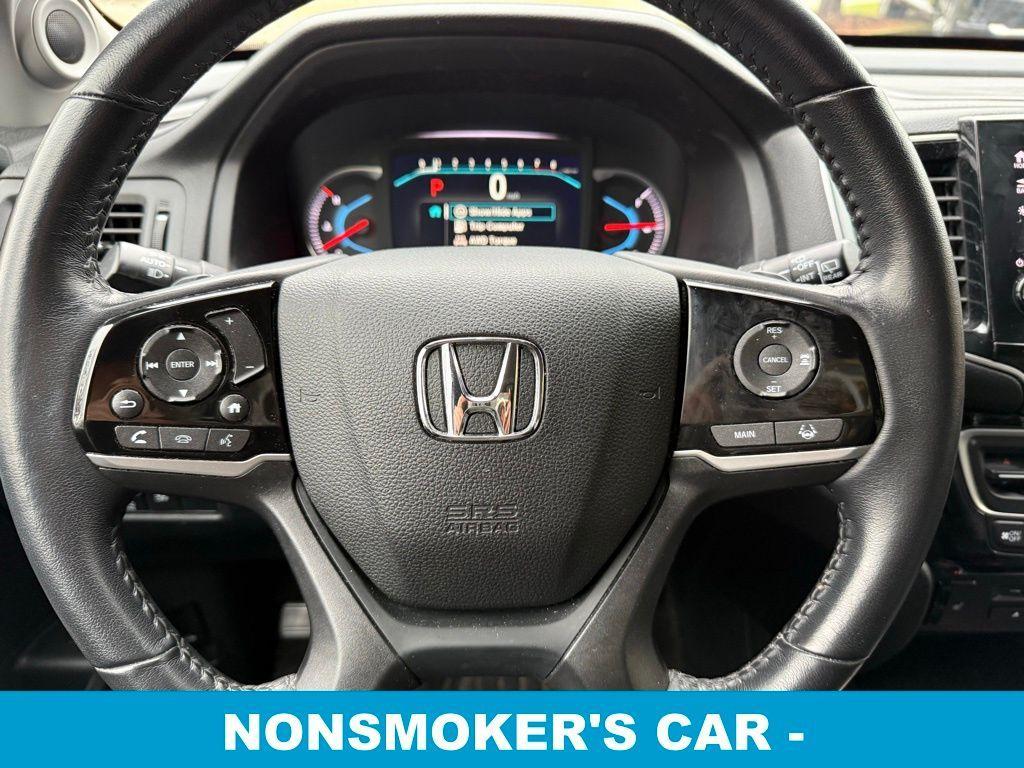 used 2022 Honda Pilot car, priced at $32,999