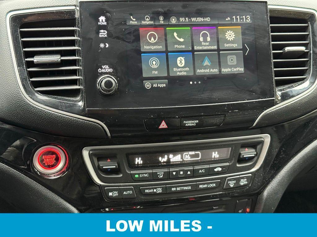 used 2022 Honda Pilot car, priced at $32,999