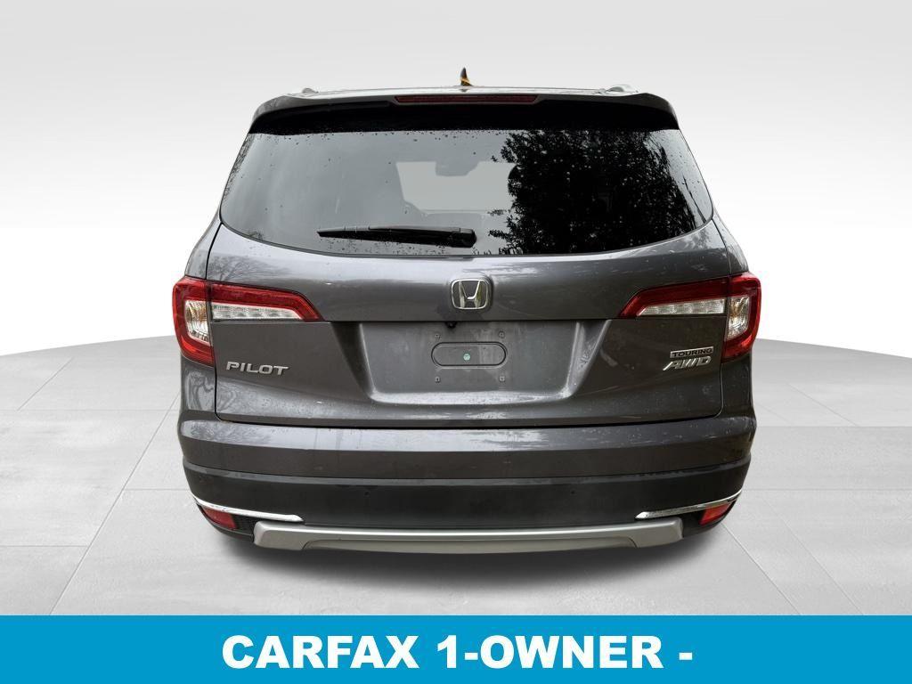 used 2022 Honda Pilot car, priced at $32,999