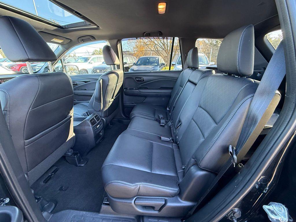 used 2022 Honda Passport car, priced at $31,999